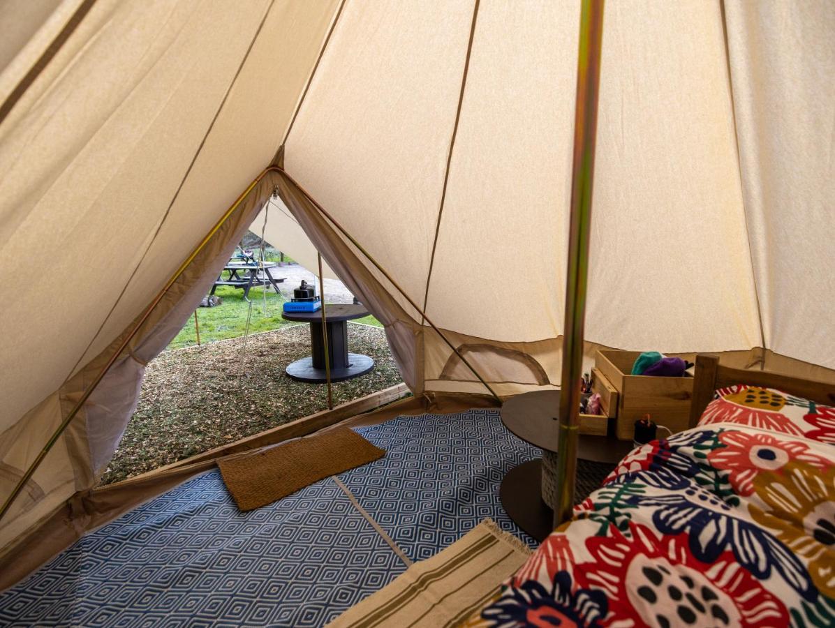 Naturally Glamping Kingsteignton ภายนอก รูปภาพ