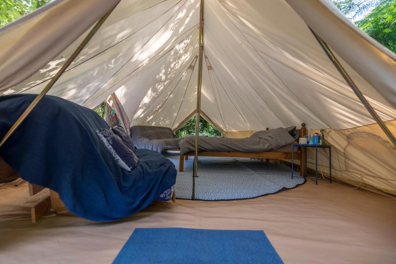 Naturally Glamping Kingsteignton ภายนอก รูปภาพ